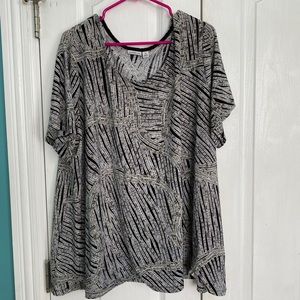 Croft and Barrow Black 3x Top with fun design